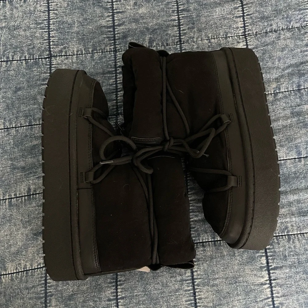 H&M Laced Padded Boots - Picture 4 of 5